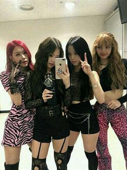 BLACKPINK